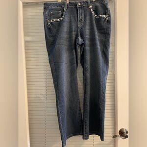 Earl Jeans Stylish Blue Denim Jeans with Embellishments. Mid rise bootcut 16w